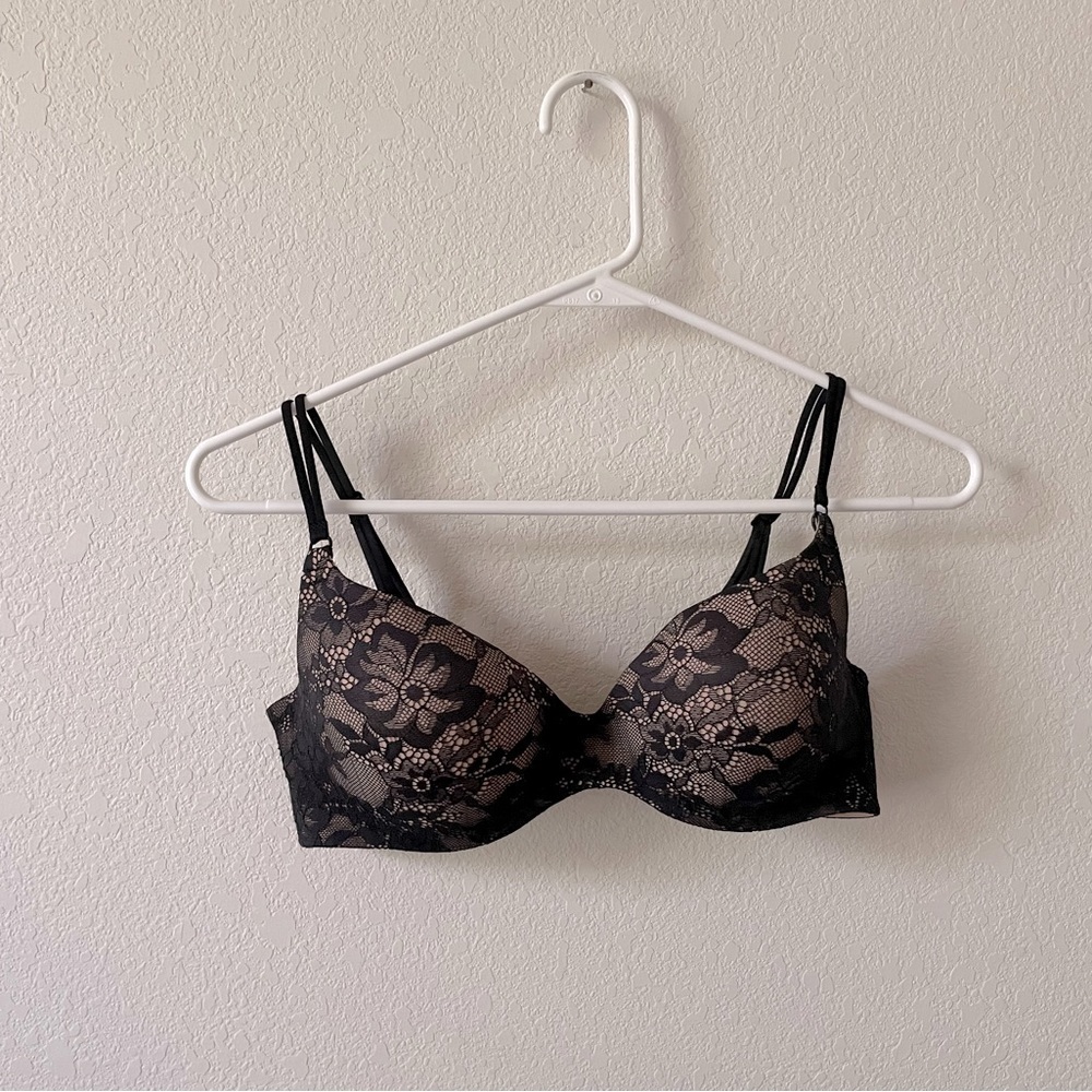 Victoria’s Secret angels secret embrace bra